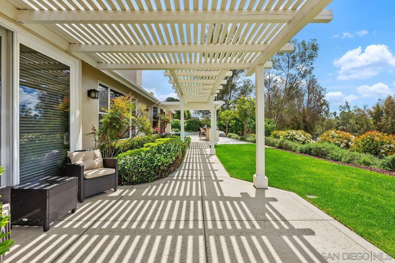 14353 Sandhill Road Poway, CA 92064 - Photo 33 of 44