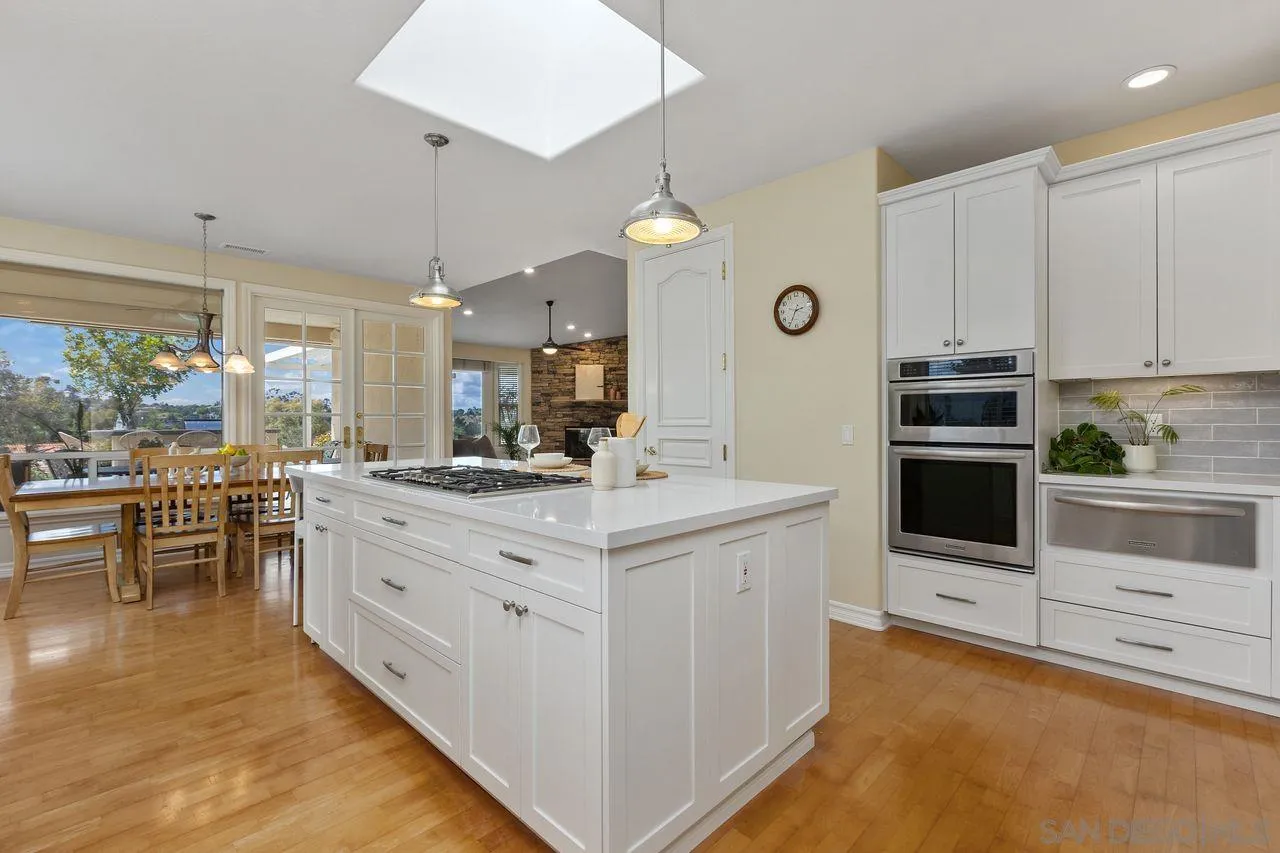 14353 Sandhill Road Poway, CA 92064 - Photo 6 of 44