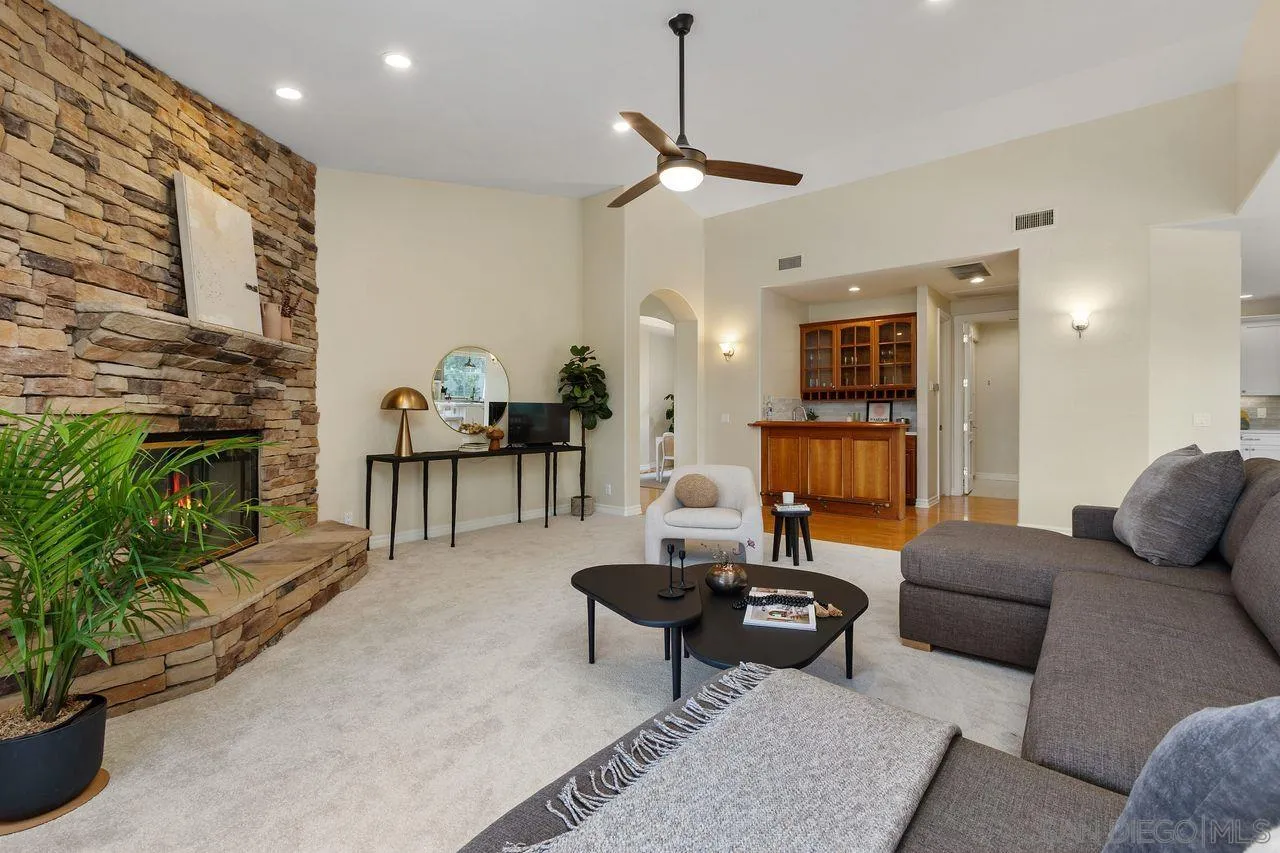 14353 Sandhill Road Poway, CA 92064 - Photo 9 of 44