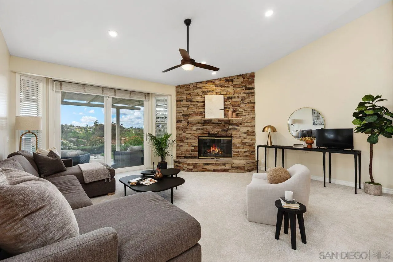 14353 Sandhill Road Poway, CA 92064 - Photo 10 of 44