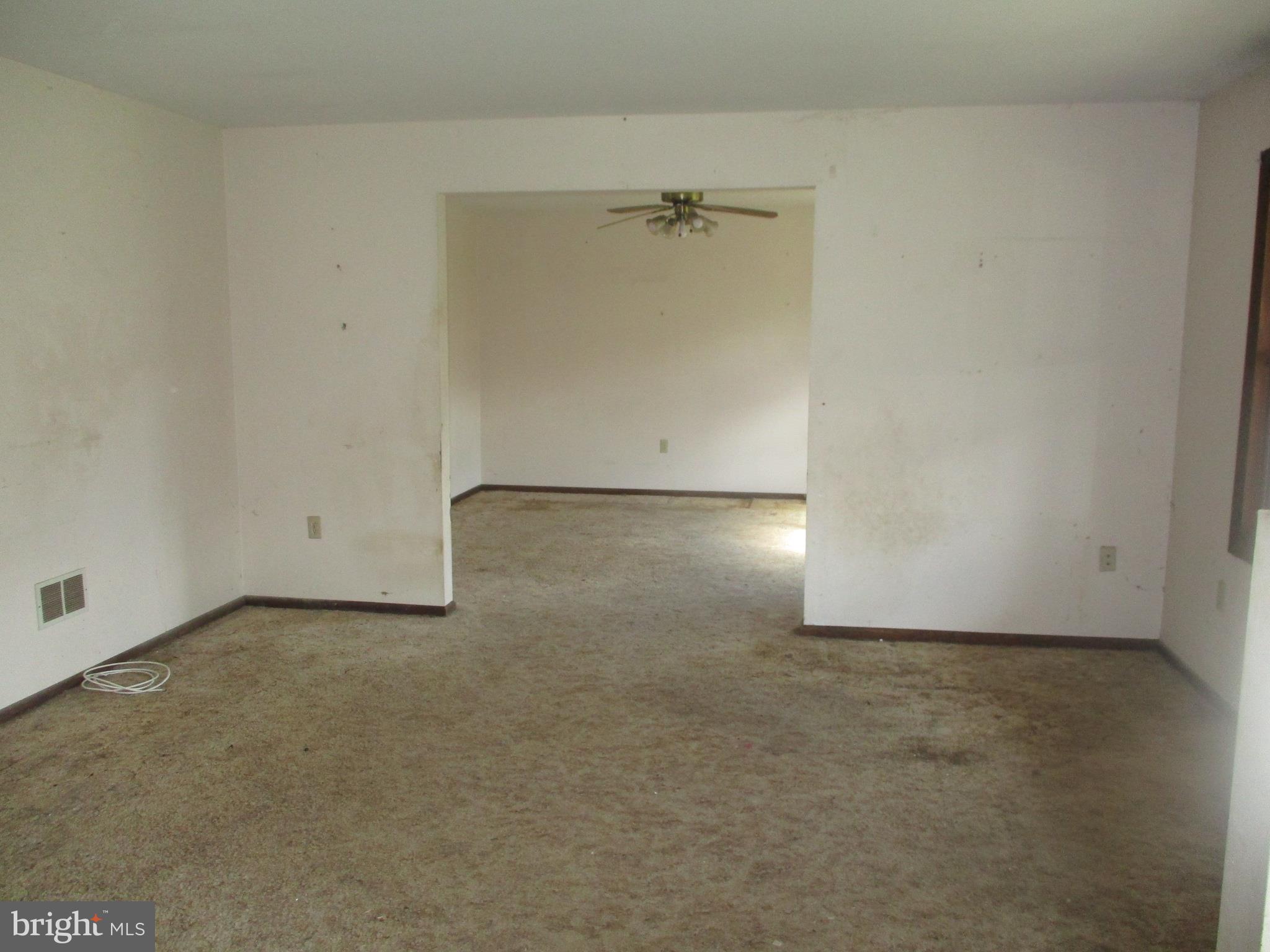 143 Wanner Road Reading, PA 19606 - Photo 2 of 22