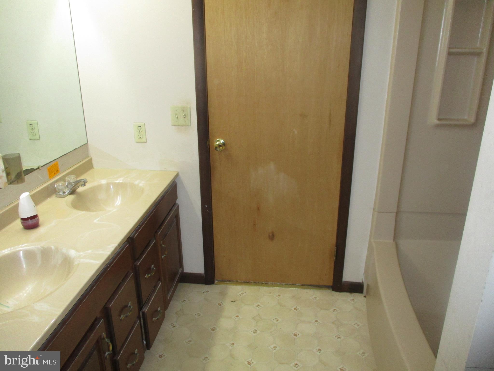 143 Wanner Road Reading, PA 19606 - Photo 13 of 22