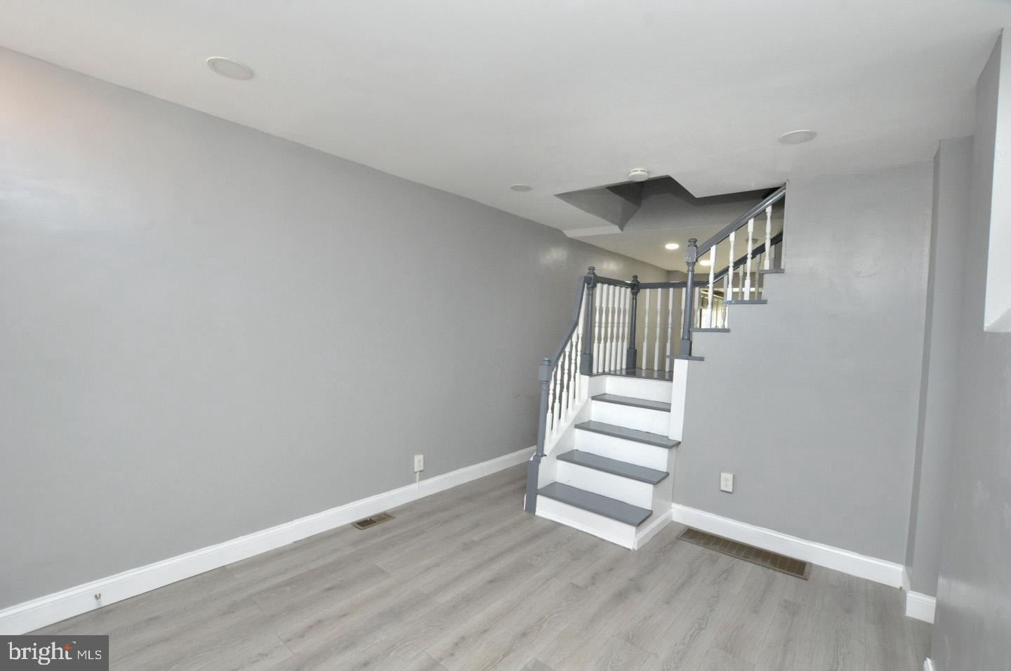 424 Cherry Street Camden, NJ 08103 - Photo 2 of 37