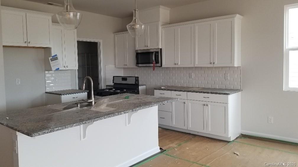 6520 Georgia Oak Road, Unit 89 Charlotte, NC 28269 - Photo 2 of 8