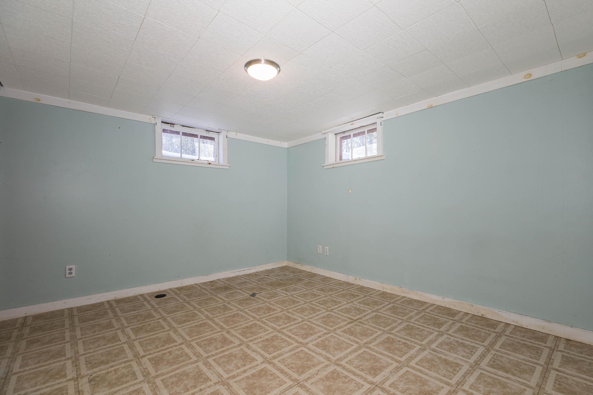 13 Spruce Drive Dover, NH 03820 - Photo 24 of 30