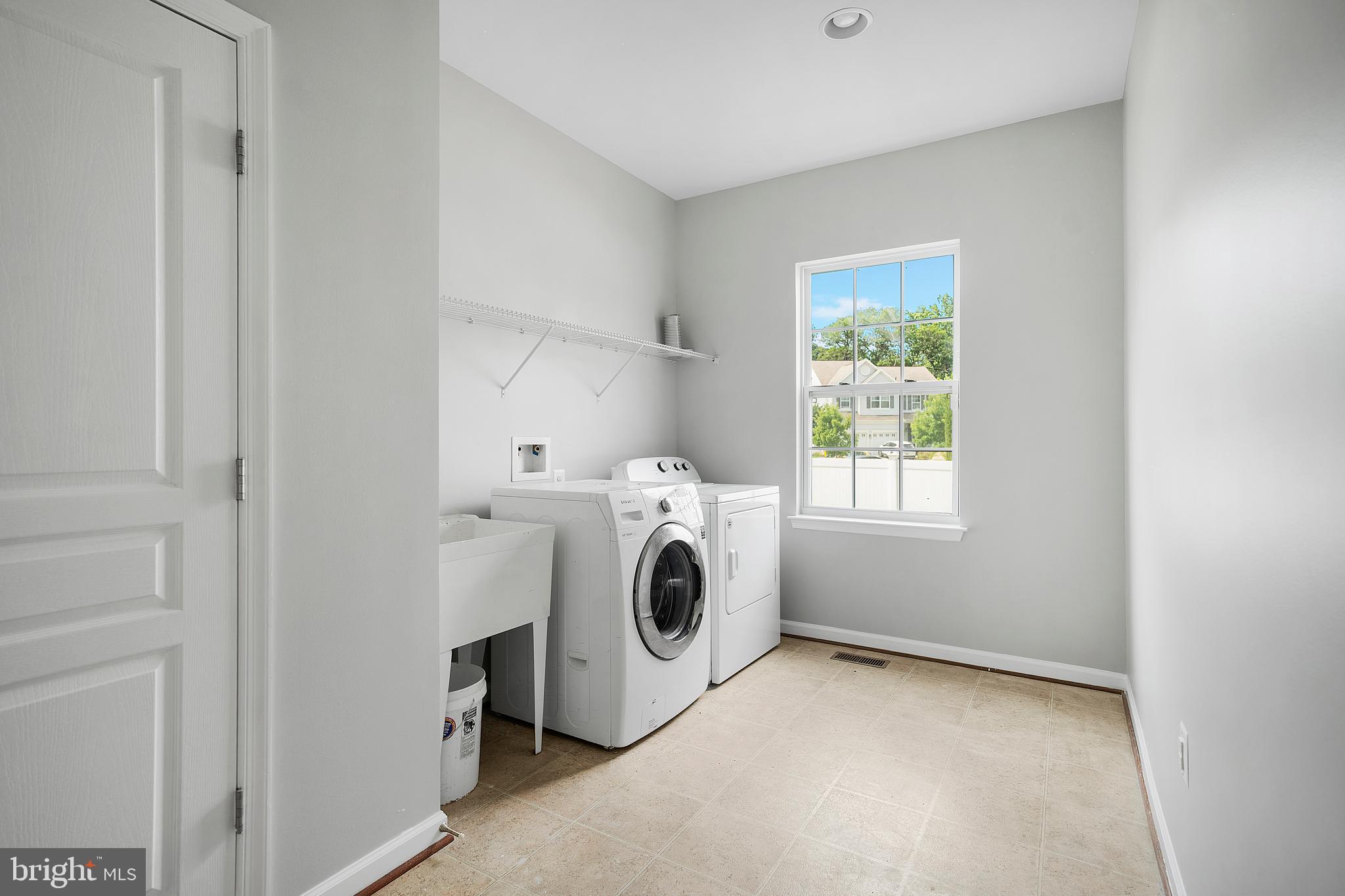 8205 Running Spring Circle Severn, MD 21144 - Photo 34 of 77