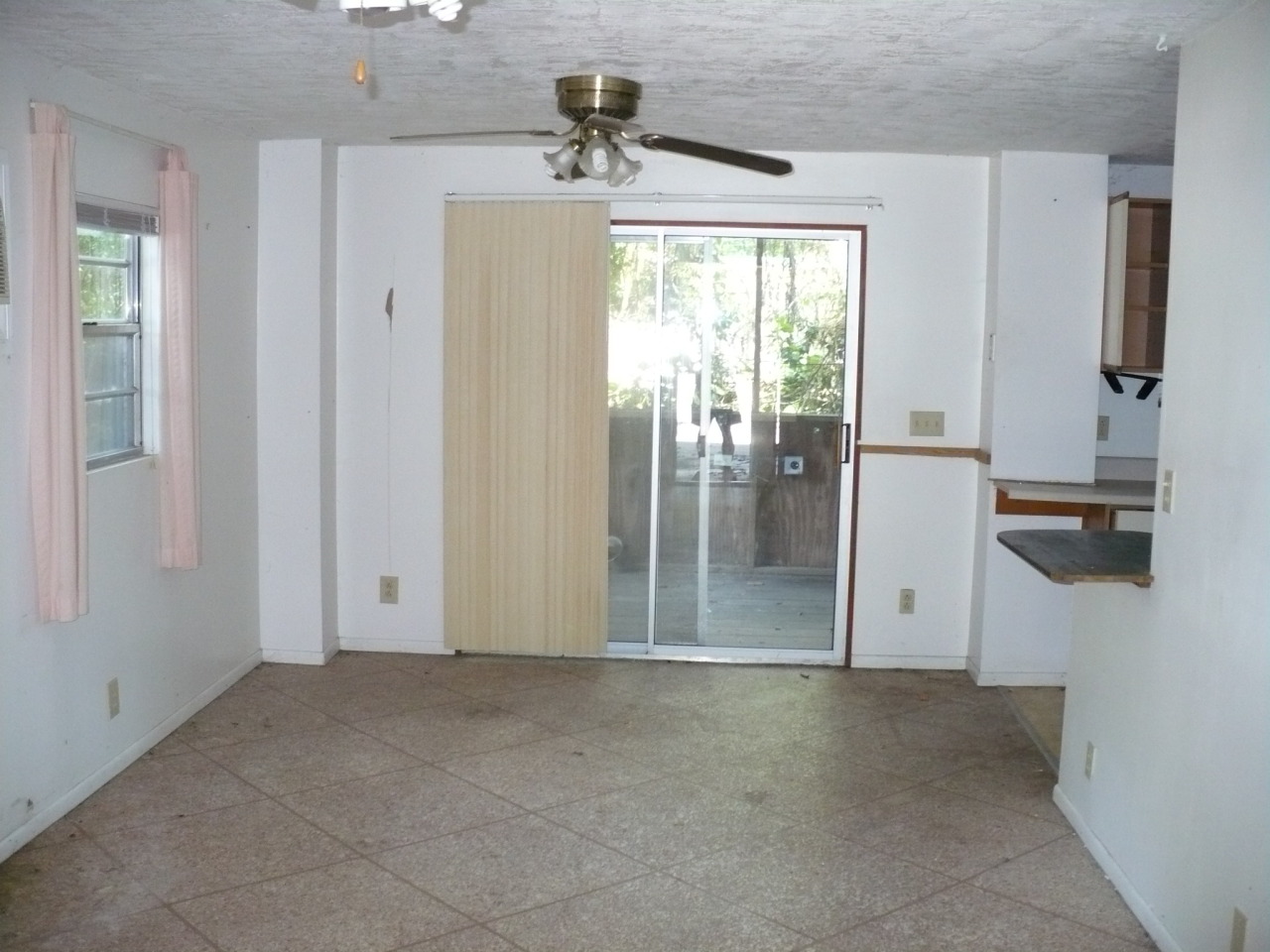 141 South Hammock Road Islamorada, FL 33036 - Photo 4 of 8 downstairs