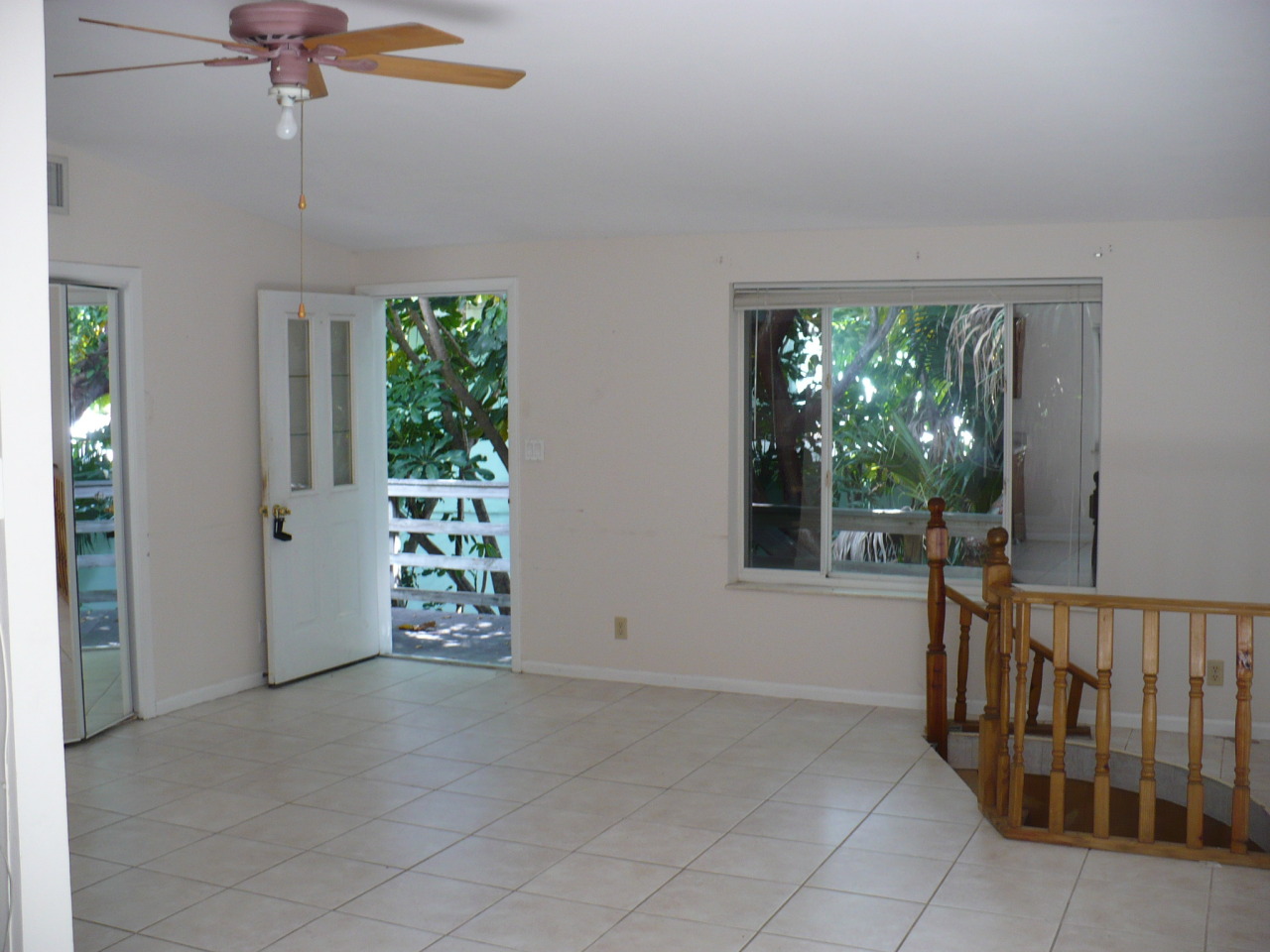 141 South Hammock Road Islamorada, FL 33036 - Photo 8 of 8 entry living room