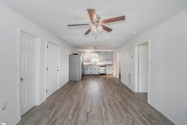 $1,350 | 205 A Adger Road, Easley, SC 29642