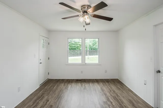 $1,350 | 205 A Adger Road, Easley, SC 29642