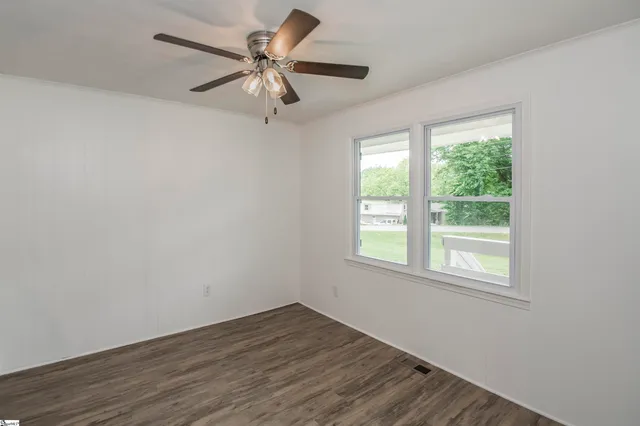 $1,350 | 205 A Adger Road, Easley, SC 29642