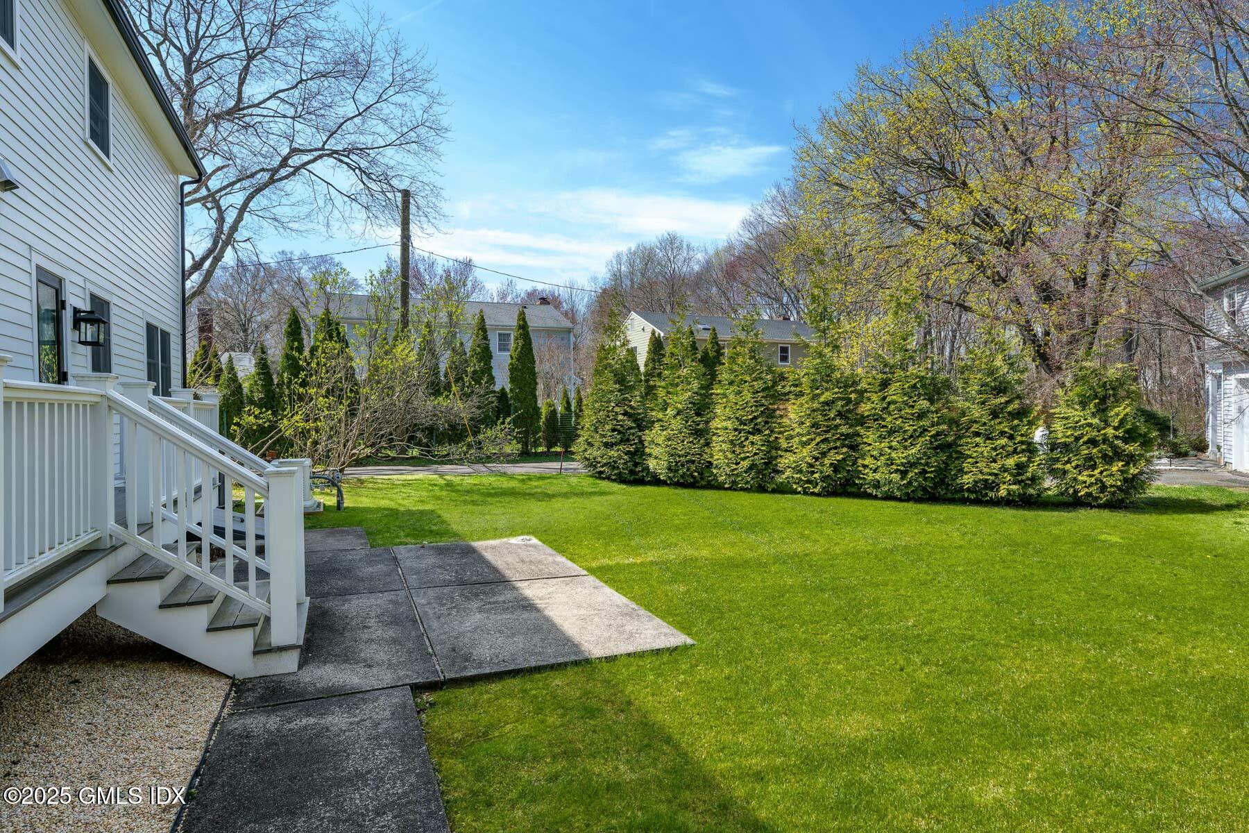 7 Griffith Road Riverside, CT 06878 - Photo 25 of 30 a view of a park with large trees