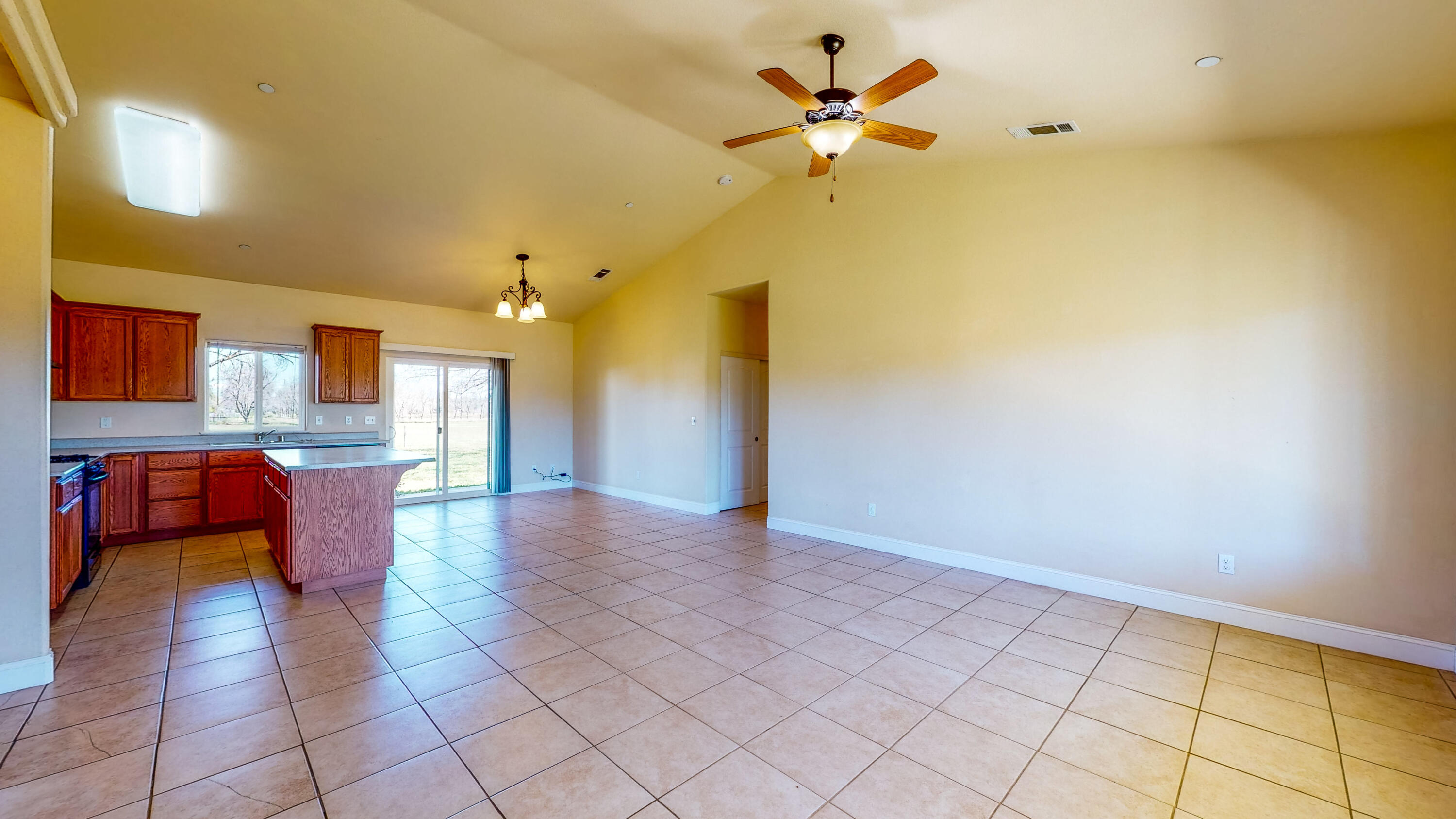 6647 Happy Valley Road Anderson, CA 96007 - Photo 10 of 36 040_6647-happy-valley-road-anderson-cali