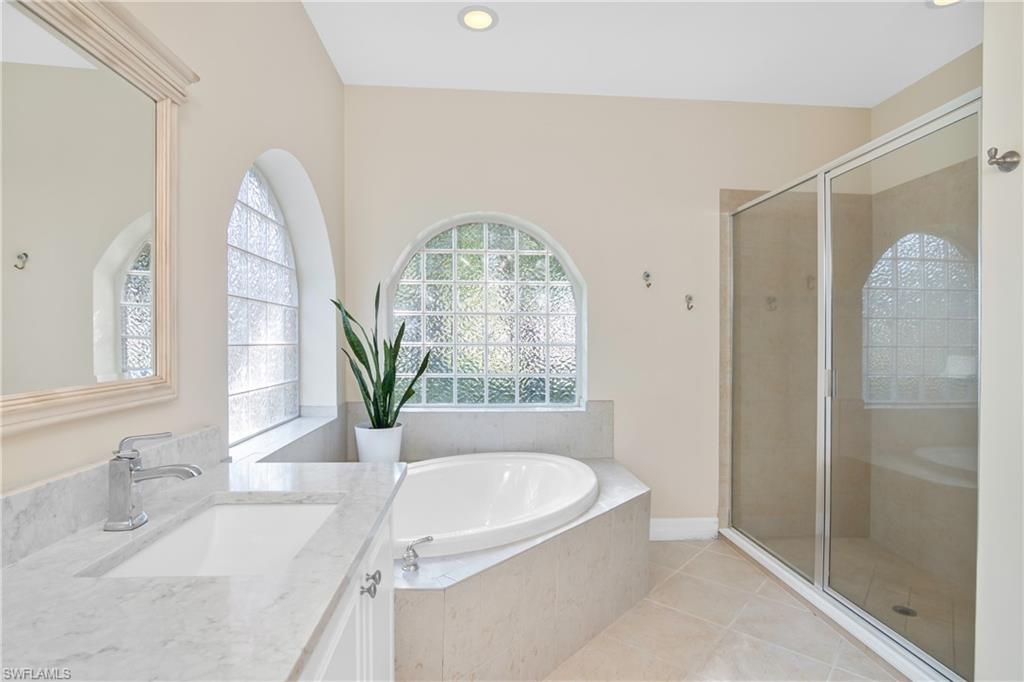 12461 Rock Ridge Lane Fort Myers, FL 33913 - Photo 14 of 36 Primary Bath