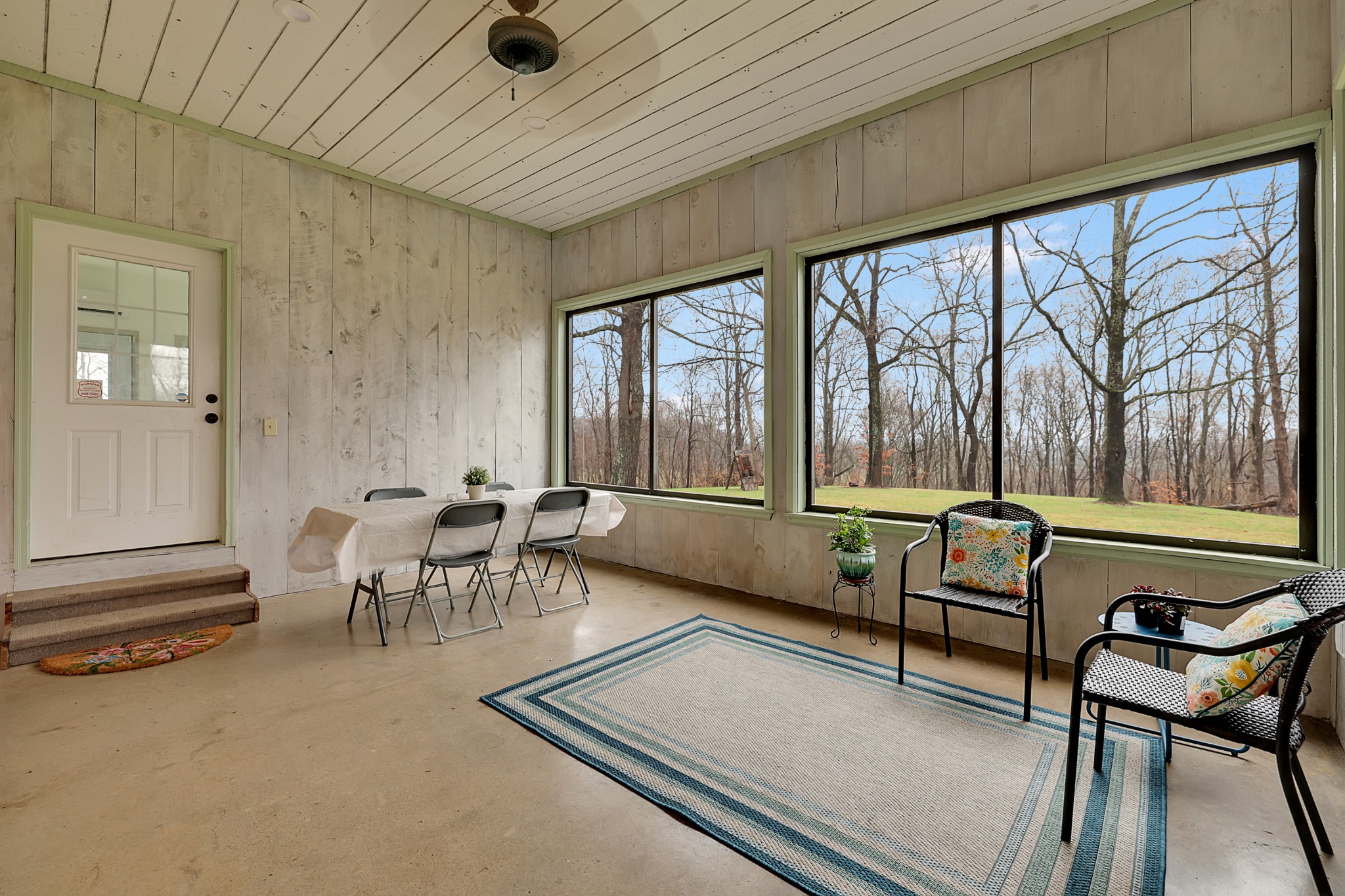 1820 Gravel Hill Road Columbia, TN 38401 - Photo 32 of 37 a living room with furniture and a large window