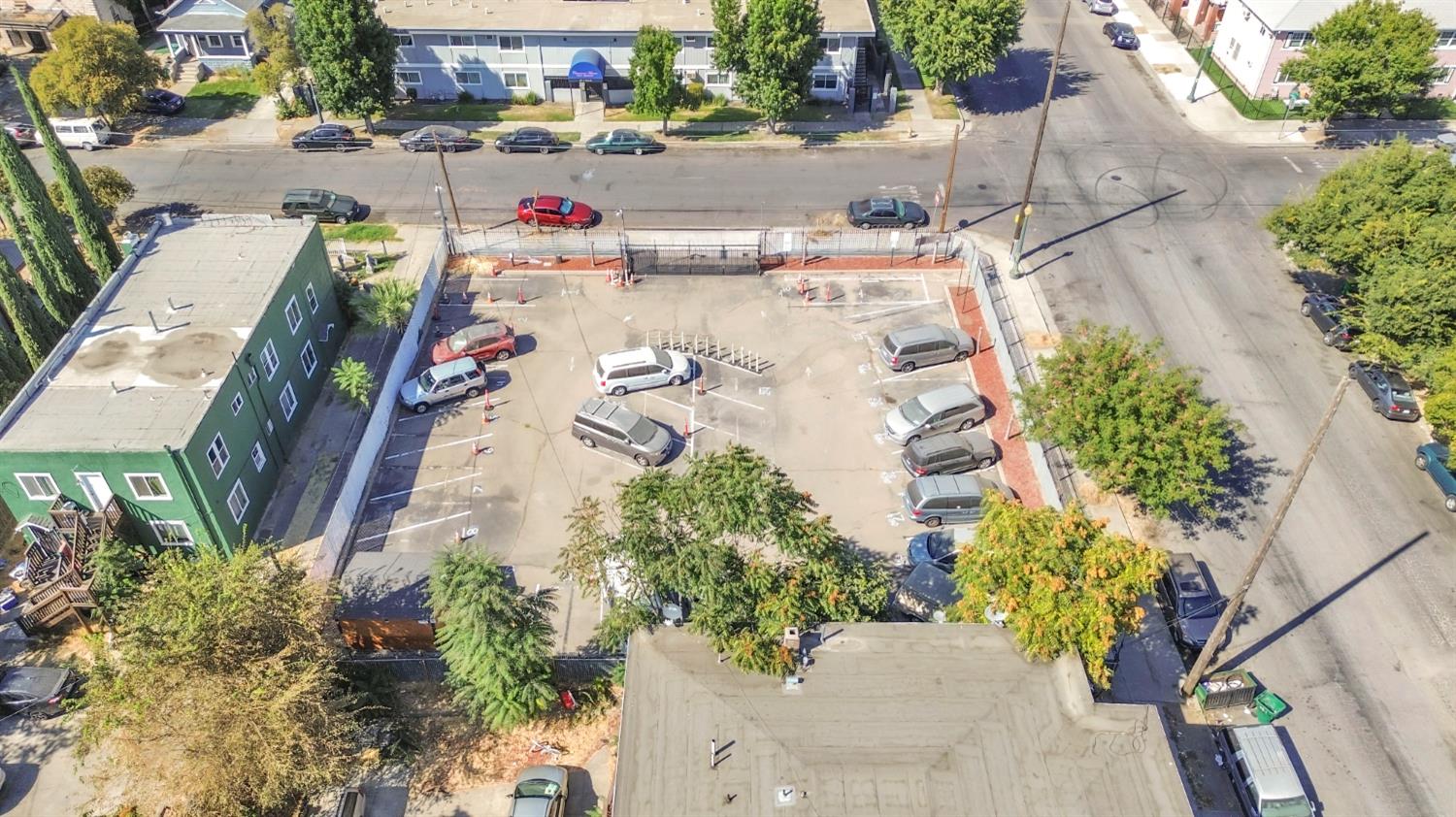 747 North Sutter Street Stockton, CA 95202 - Photo 4 of 12