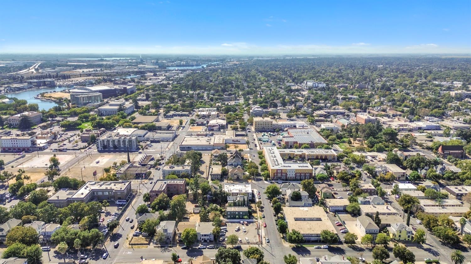 747 North Sutter Street Stockton, CA 95202 - Photo 8 of 12