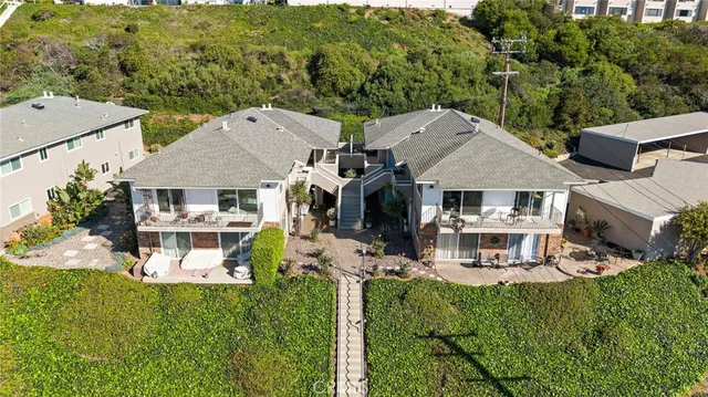 $885,000 | 21711 Wesley Drive, Unit D, Laguna Beach, CA 92651