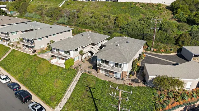 $885,000 | 21711 Wesley Drive, Unit D, Laguna Beach, CA 92651