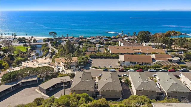 $885,000 | 21711 Wesley Drive, Unit D, Laguna Beach, CA 92651
