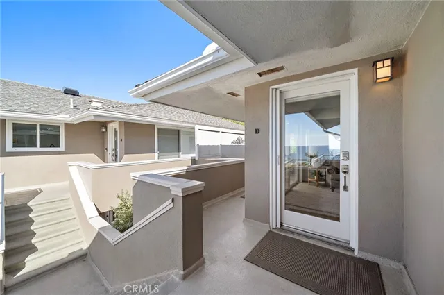 $885,000 | 21711 Wesley Drive, Unit D, Laguna Beach, CA 92651