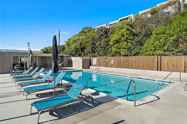 $885,000 | 21711 Wesley Drive, Unit D, Laguna Beach, CA 92651