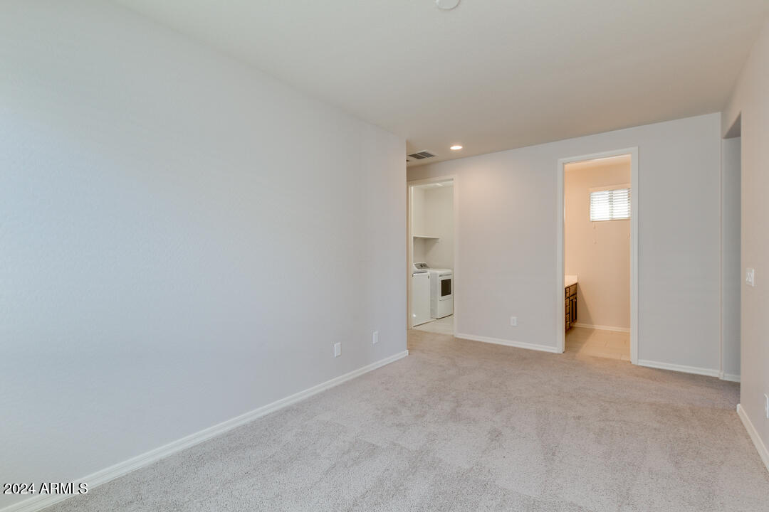 3661 East STILES Lane Gilbert, AZ 85295 - Photo 24 of 38 a view of an empty room