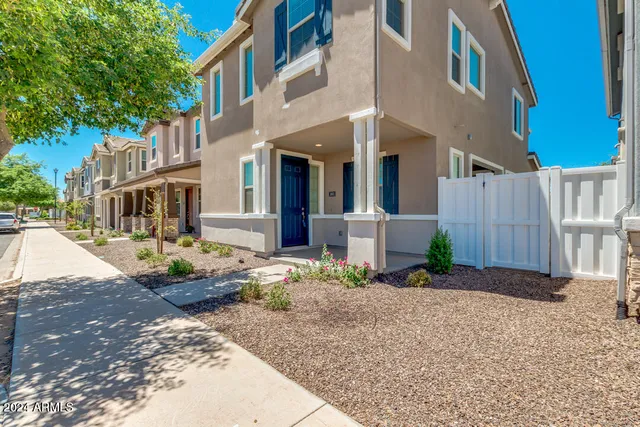 $2,290 | 3661 East STILES Lane, Gilbert, AZ 85295