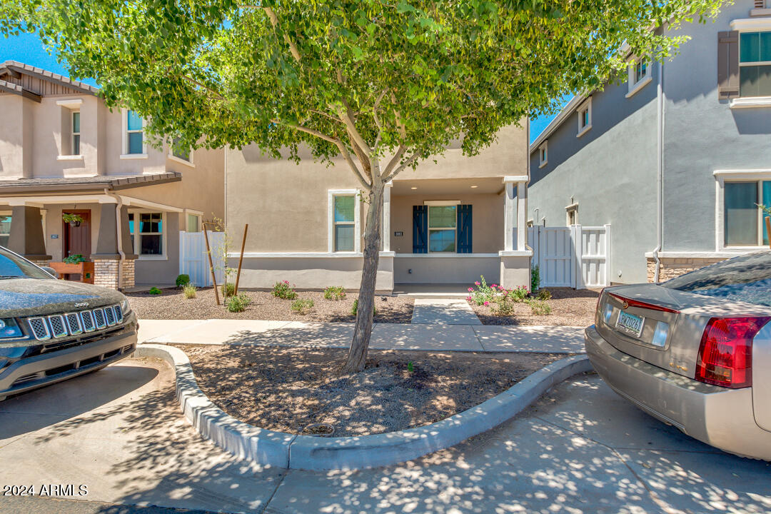 3661 East STILES Lane Gilbert, AZ 85295 - Photo 37 of 38 a view of a house with a yard covered in snow