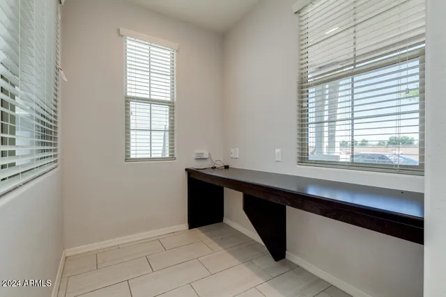 $2,290 | 3661 East STILES Lane, Gilbert, AZ 85295