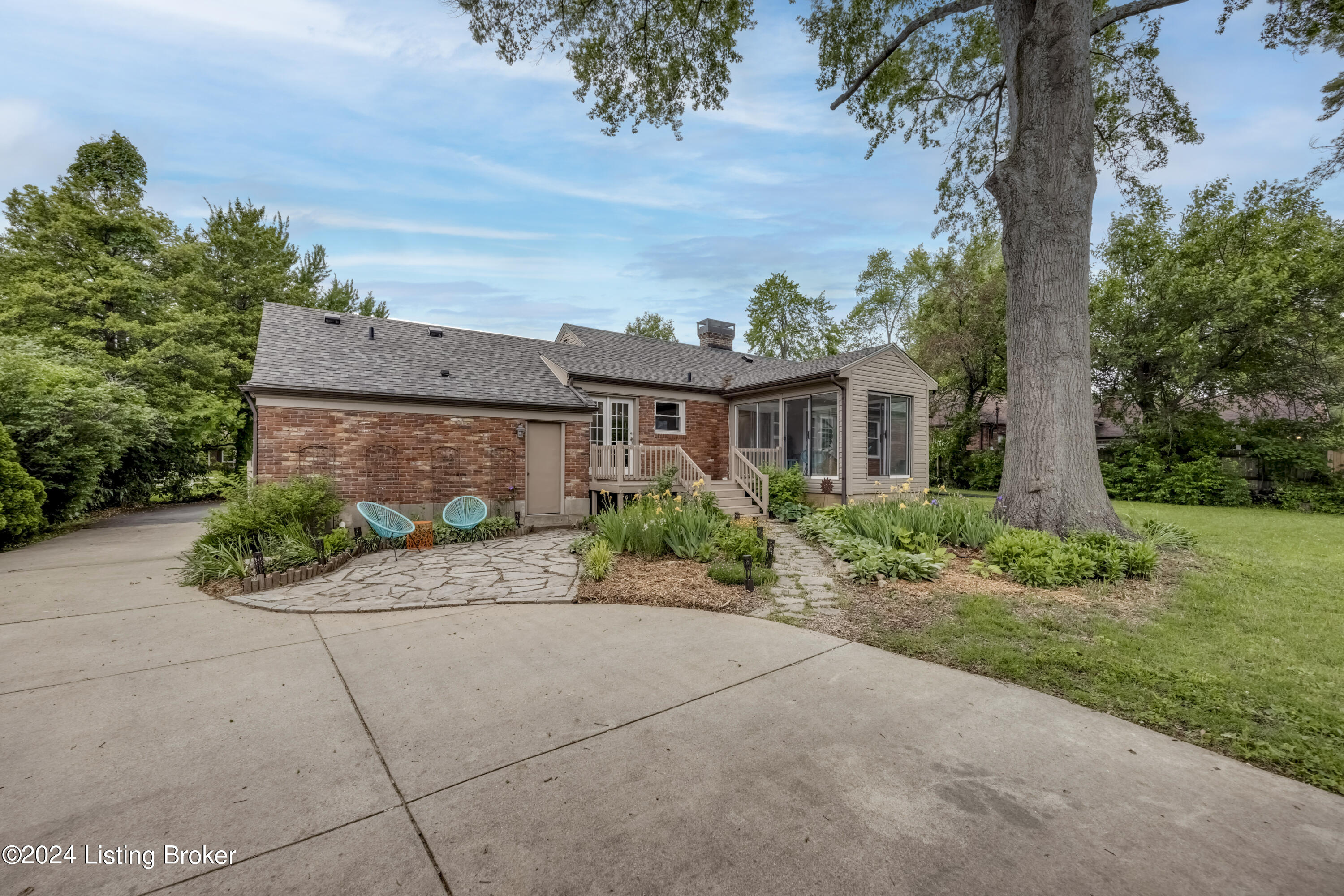4424 Rudy Lane Louisville, KY 40207 - Photo 68 of 79 2Y0A8171-B