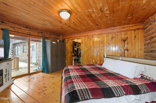 $285,000 | 325 Belgrade Street, Troy, NY 12182