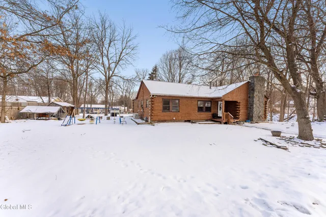 $285,000 | 325 Belgrade Street, Troy, NY 12182