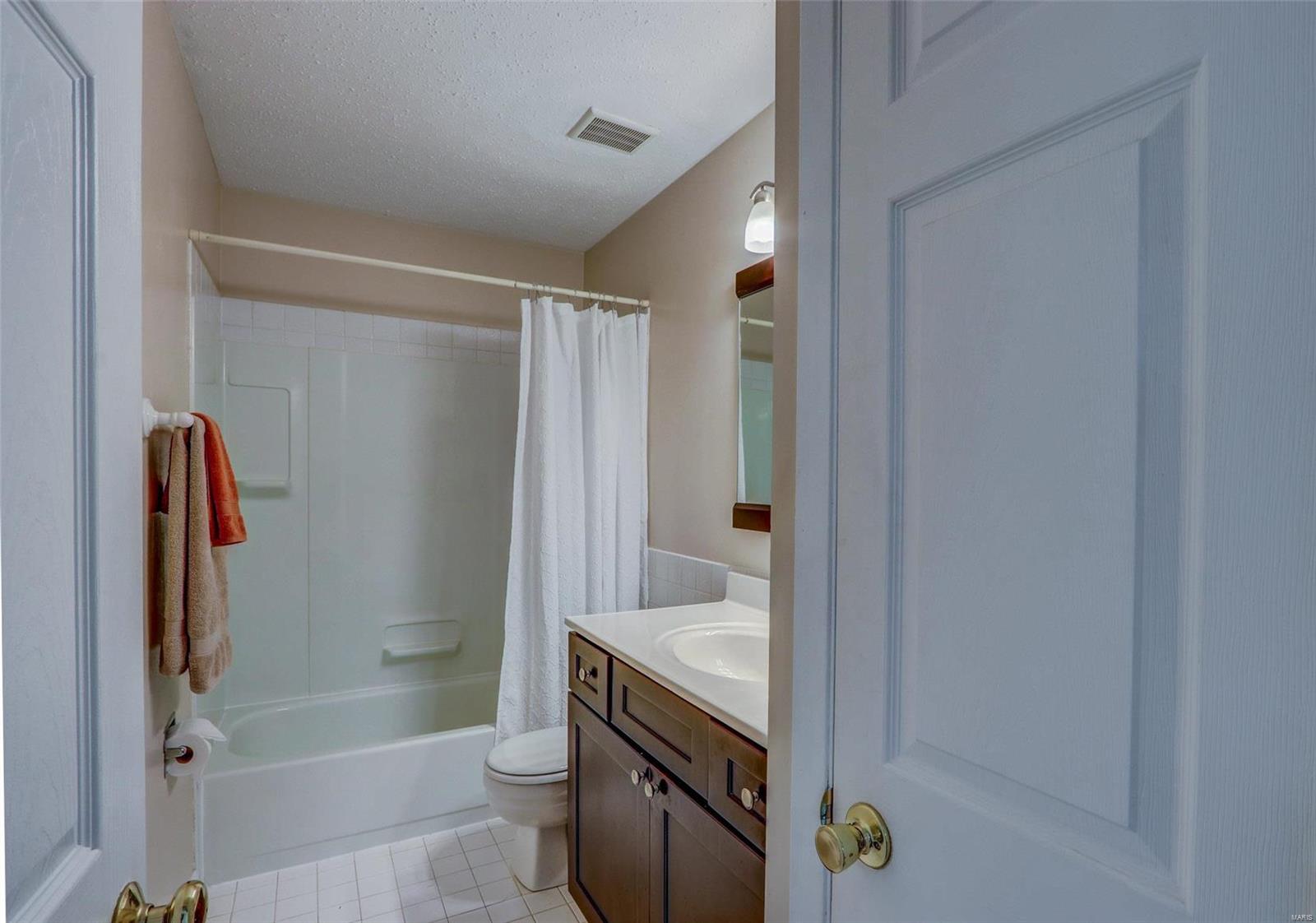 1331 Culpepper Ridge Drive Ballwin, MO 63021 - Photo 24 of 29 Gallery Image 24
