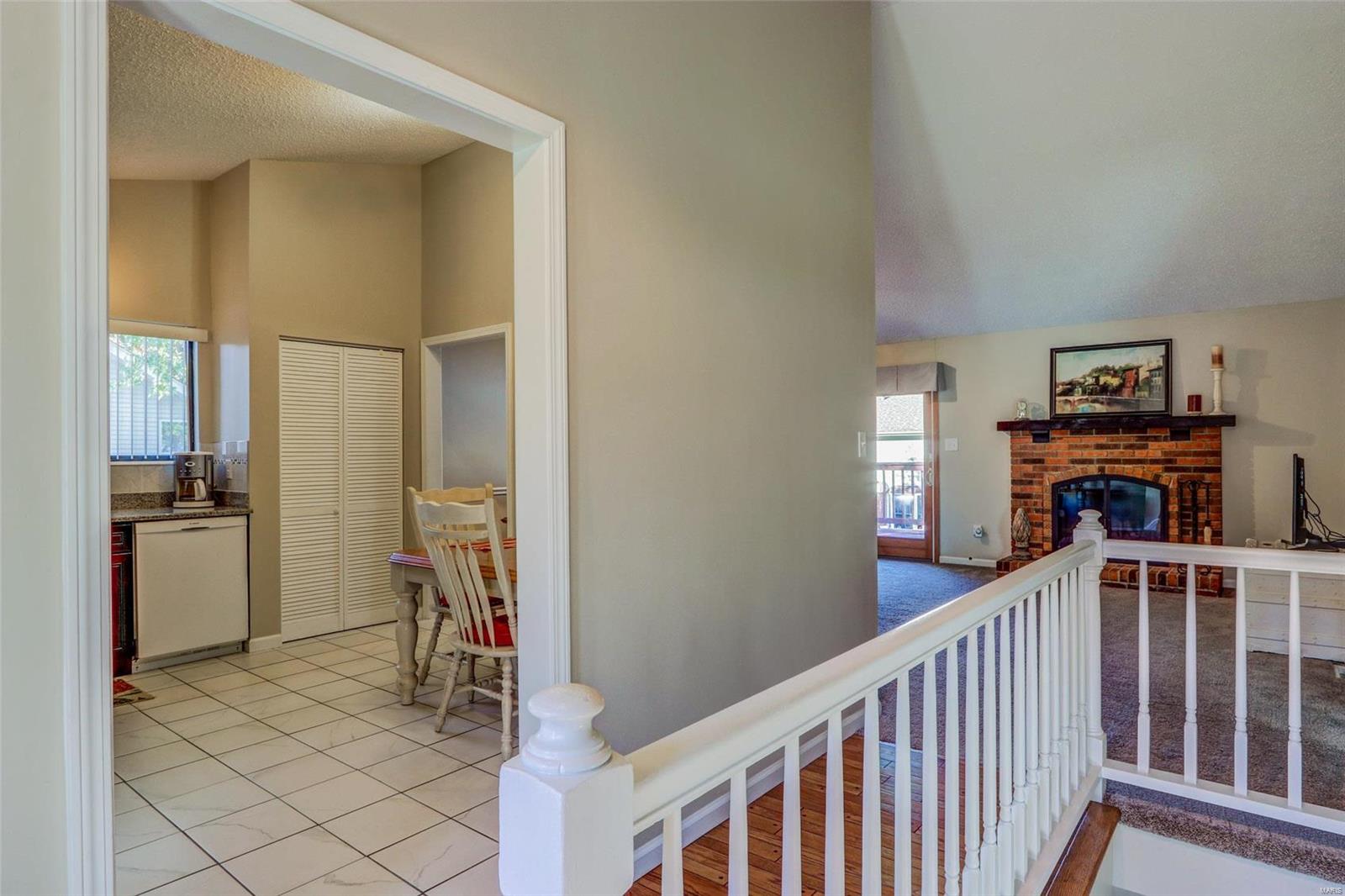 1331 Culpepper Ridge Drive Ballwin, MO 63021 - Photo 4 of 29 Gallery Image 4