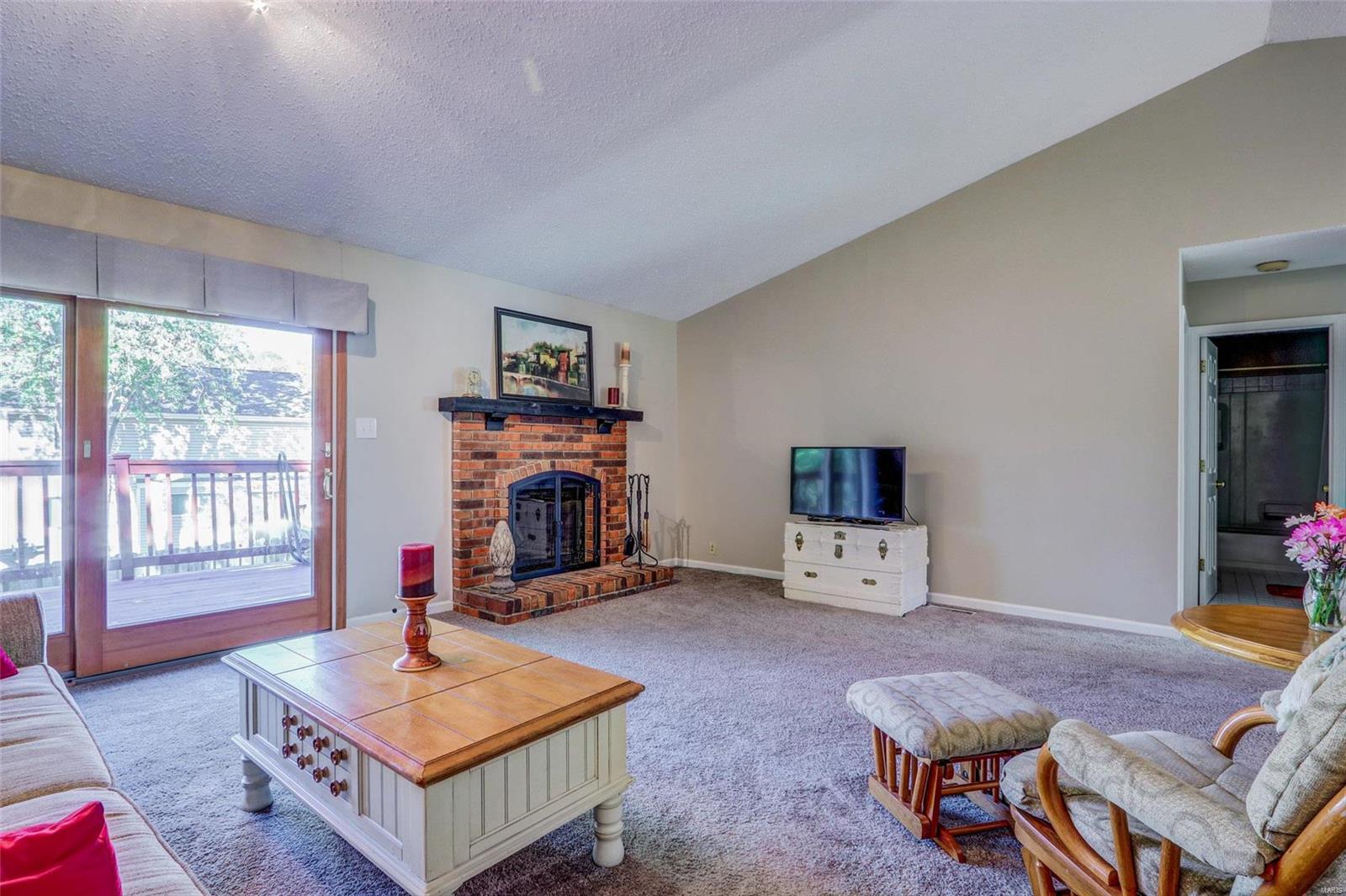 1331 Culpepper Ridge Drive Ballwin, MO 63021 - Photo 9 of 29 Gallery Image 9