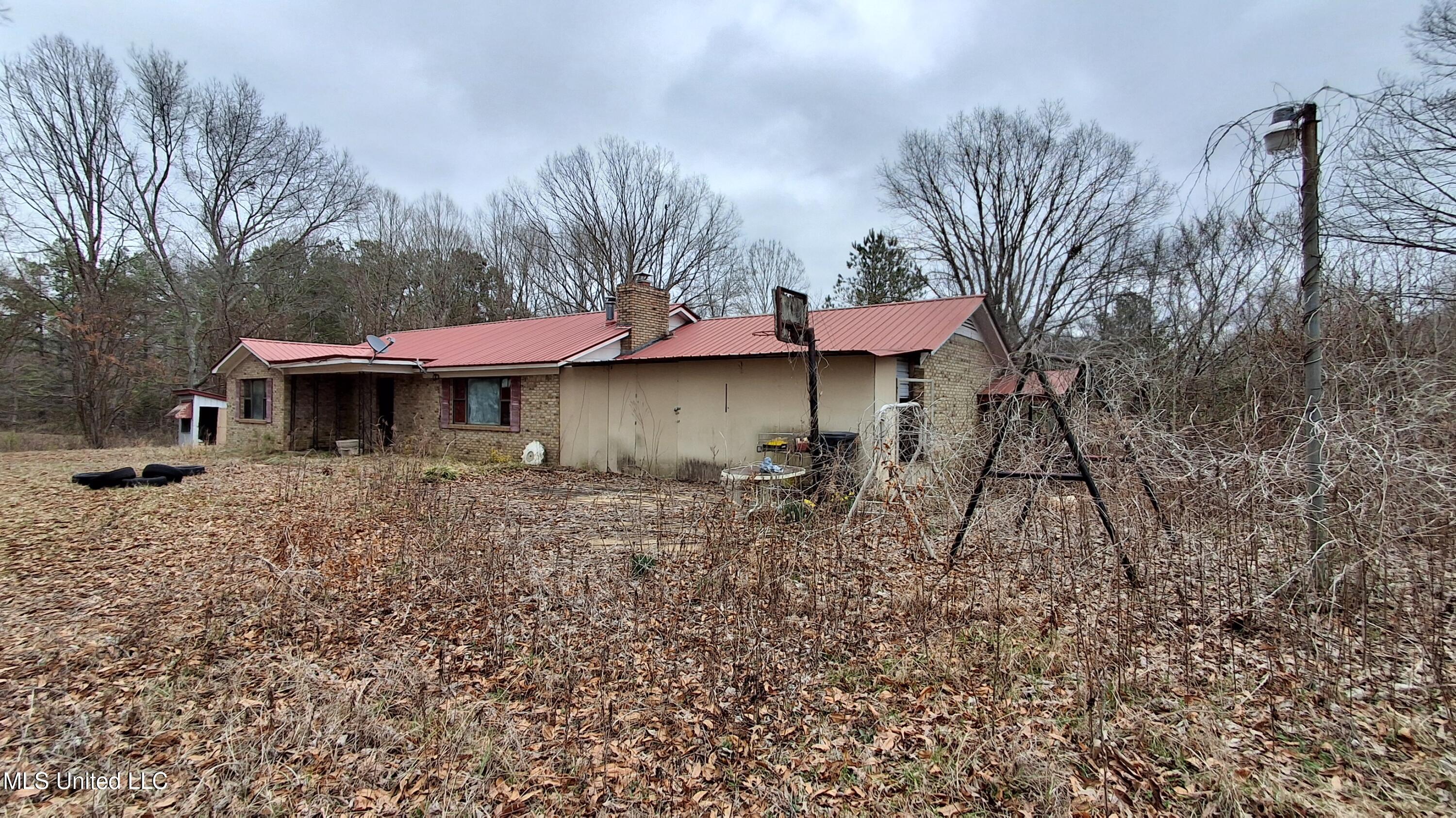 877 South Red Banks Road Holly Springs, MS 38635 - Photo 16 of 40 Right Side of Home