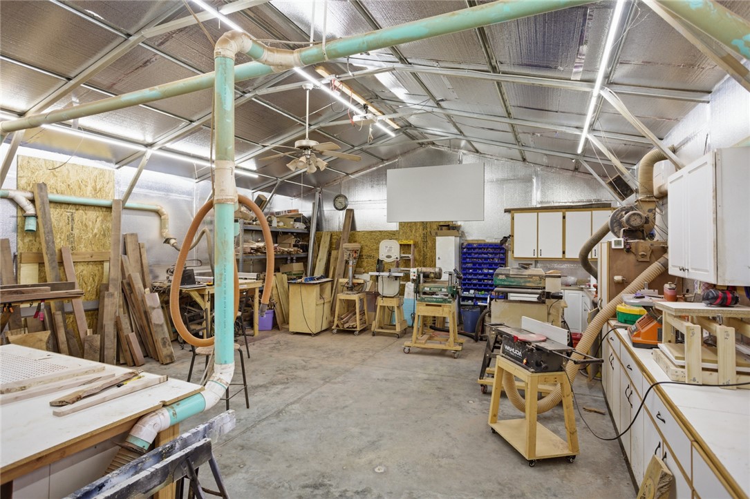 158 State Rd S-37-175 Seneca, SC 29672 - Photo 28 of 43 This workshop provides an expansive area for various projects.