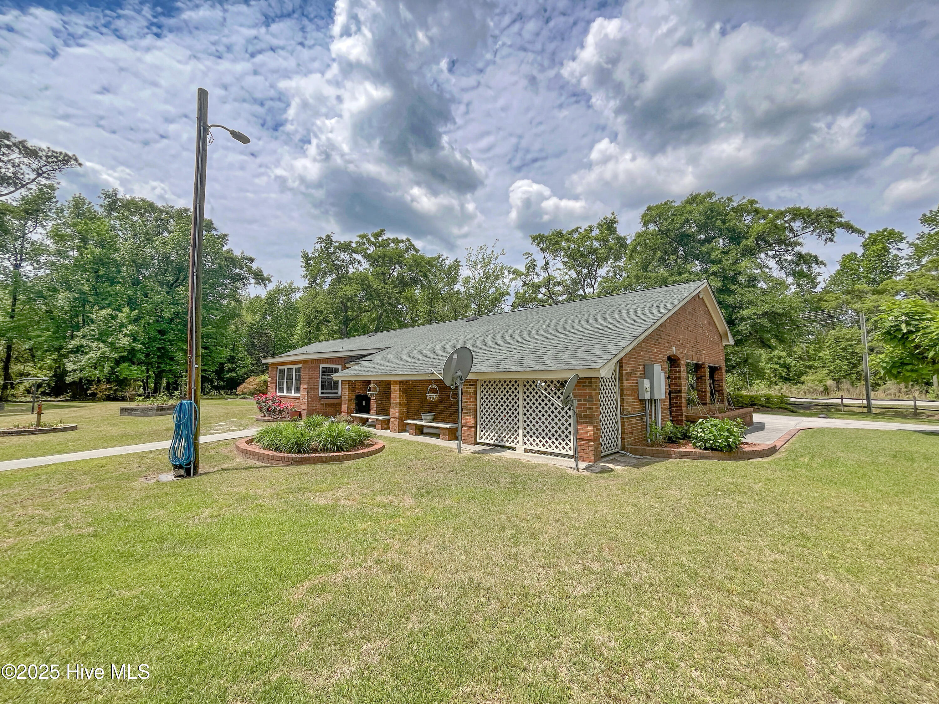 9759 State Highway 210 Bunnlevel, NC 28323 - Photo 6 of 67 33-IMG_6660