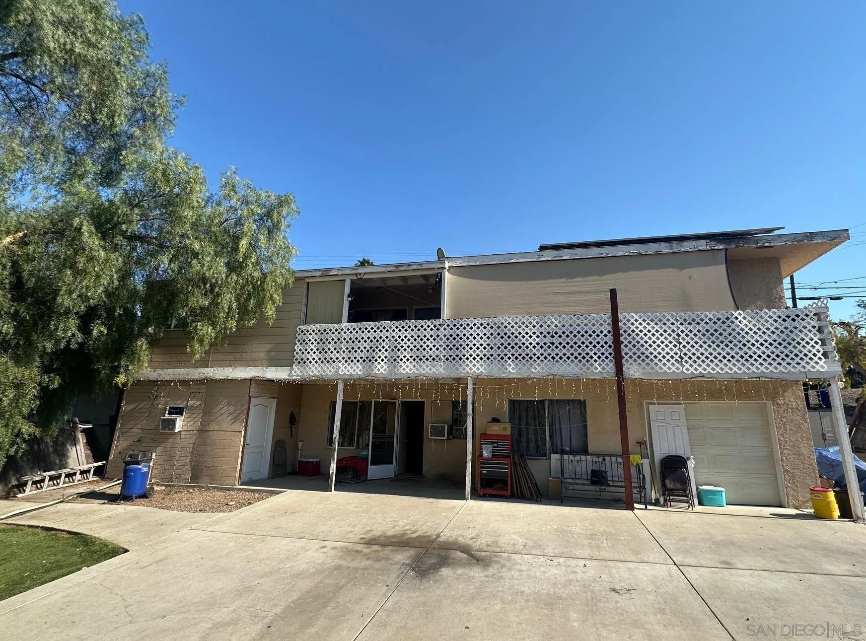 223 South Stage Coach Lane Fallbrook, CA 92028 - Photo 3 of 20 a view of a building with a street