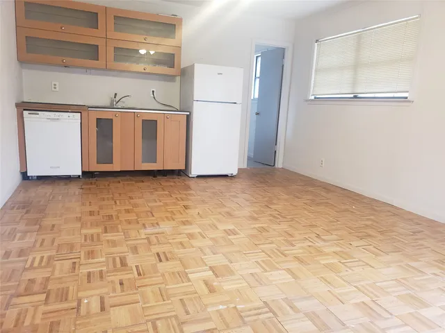 $800 | 609 Bissonet Lane, Unit B, Austin, TX 78752