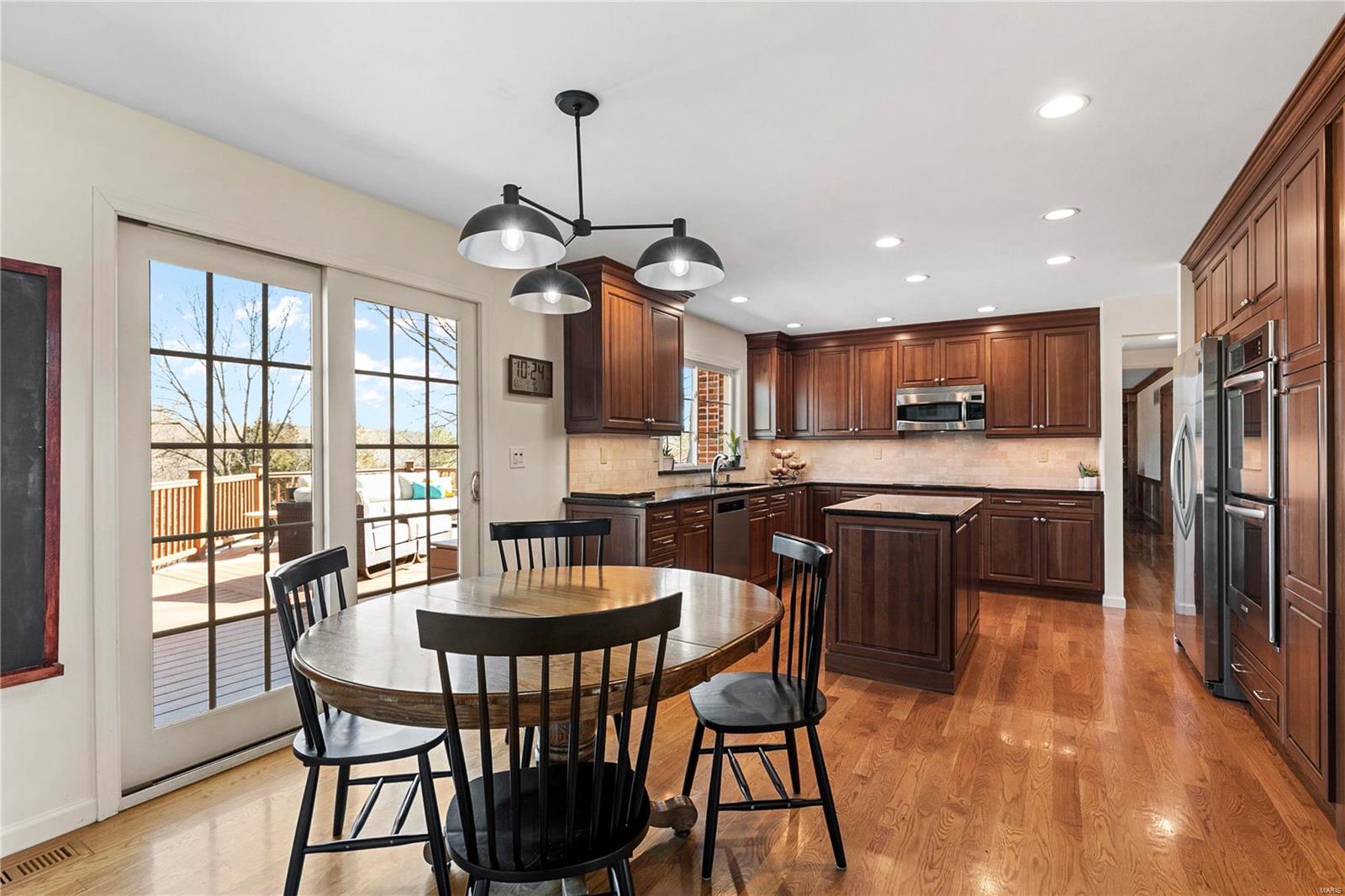 1518 Mason Valley Road St. Louis, MO 63131 - Photo 6 of 35 Gallery Image 6
