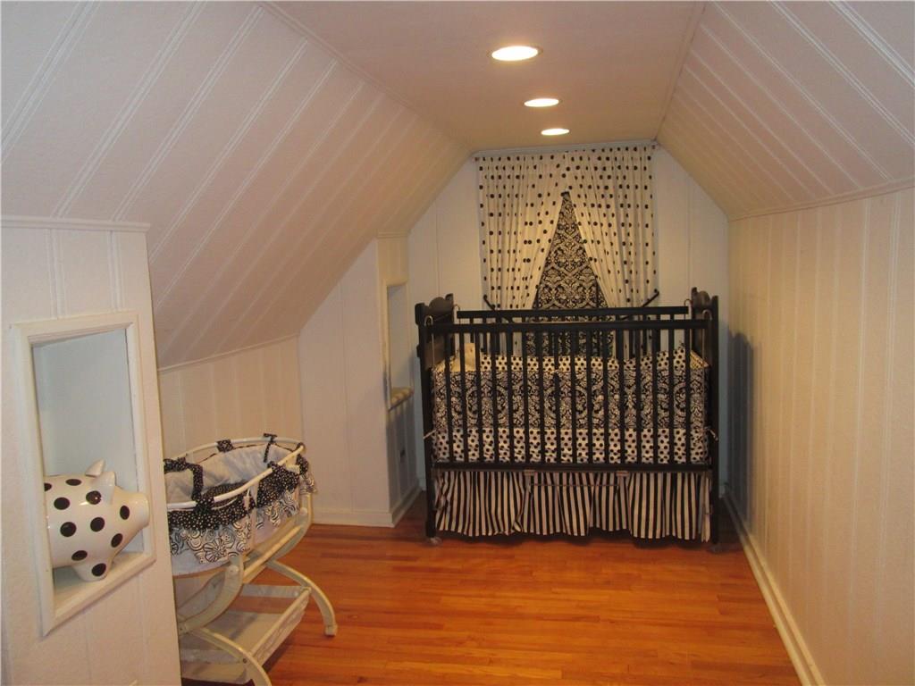 340 Patterson Road Bethel Park, PA 15102 - Photo 14 of 24 Gallery Image 14