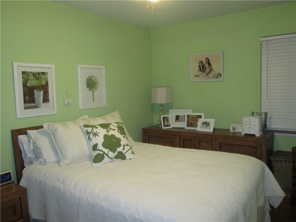 340 Patterson Road Bethel Park, PA 15102 - Photo 8 of 24 Gallery Image 8
