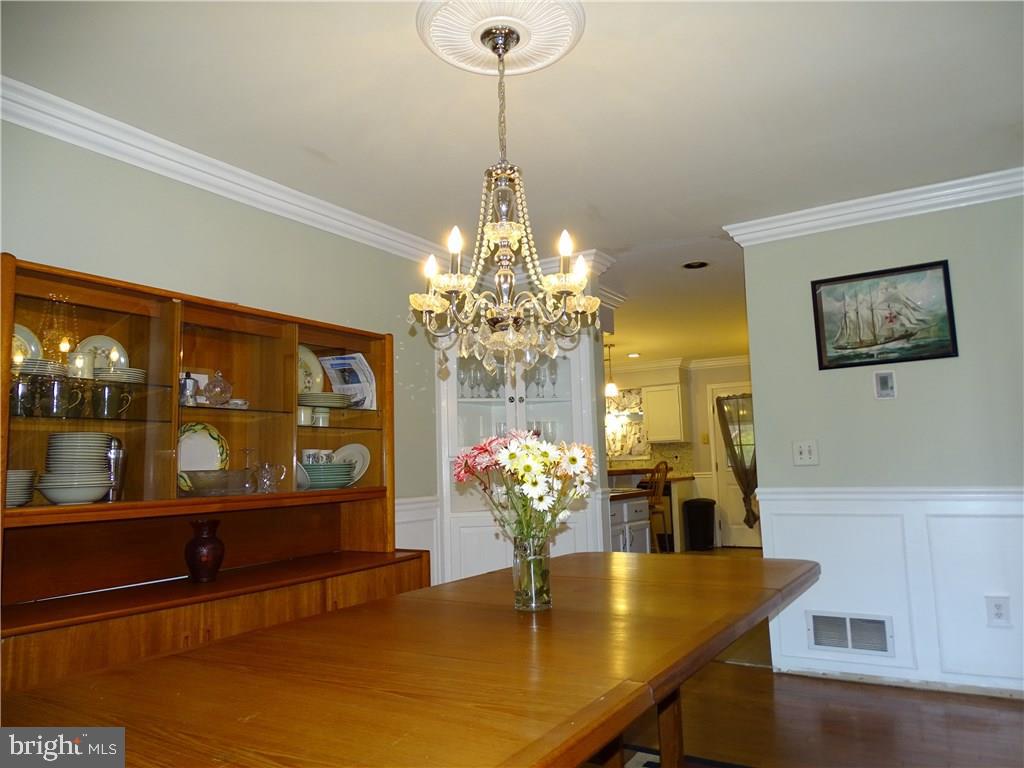 161 Squall Road Manahawkin, NJ 08050 - Photo 6 of 35 Gallery Image 6