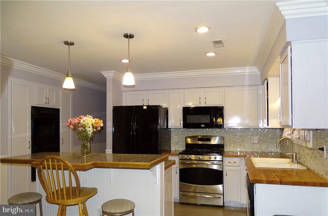 161 Squall Road Manahawkin, NJ 08050 - Photo 7 of 35 Gallery Image 7
