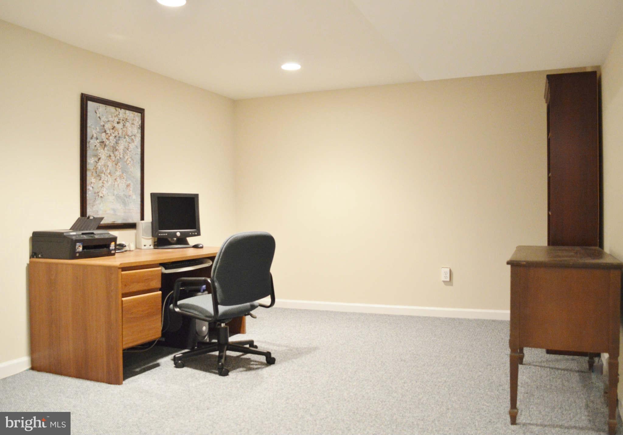 101 Tapawingo Road Southwest Vienna, VA 22180 - Photo 14 of 30 Lower Level Office/Study