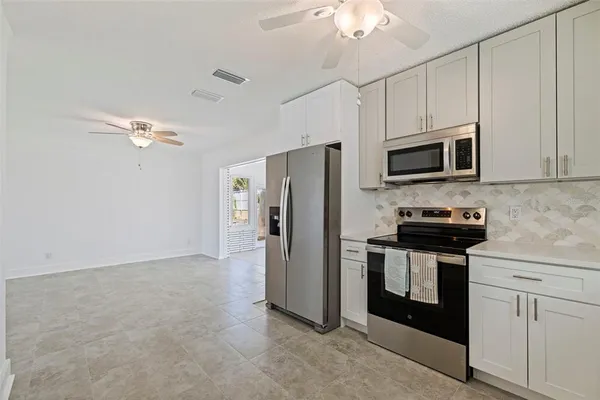 $715,000 | 176 175th Avenue East, Redington Shores, FL 33708