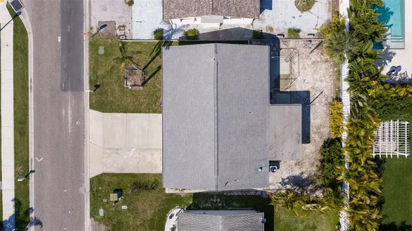 $715,000 | 176 175th Avenue East, Redington Shores, FL 33708
