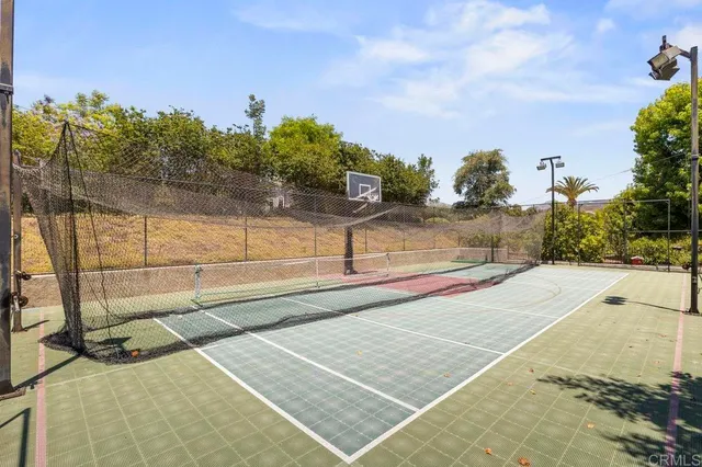 a view of entryway and hall